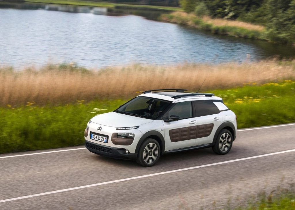 Citroen-C4_Cactus-2015-1280-0d