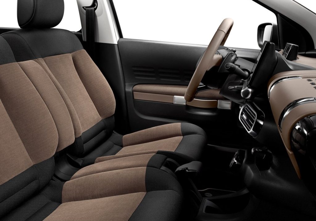 Citroen-C4_Cactus-2015-1280-35