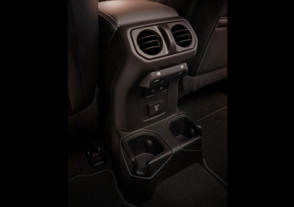 Jeep-Wrangler_Unlimited-2018-1280-5c