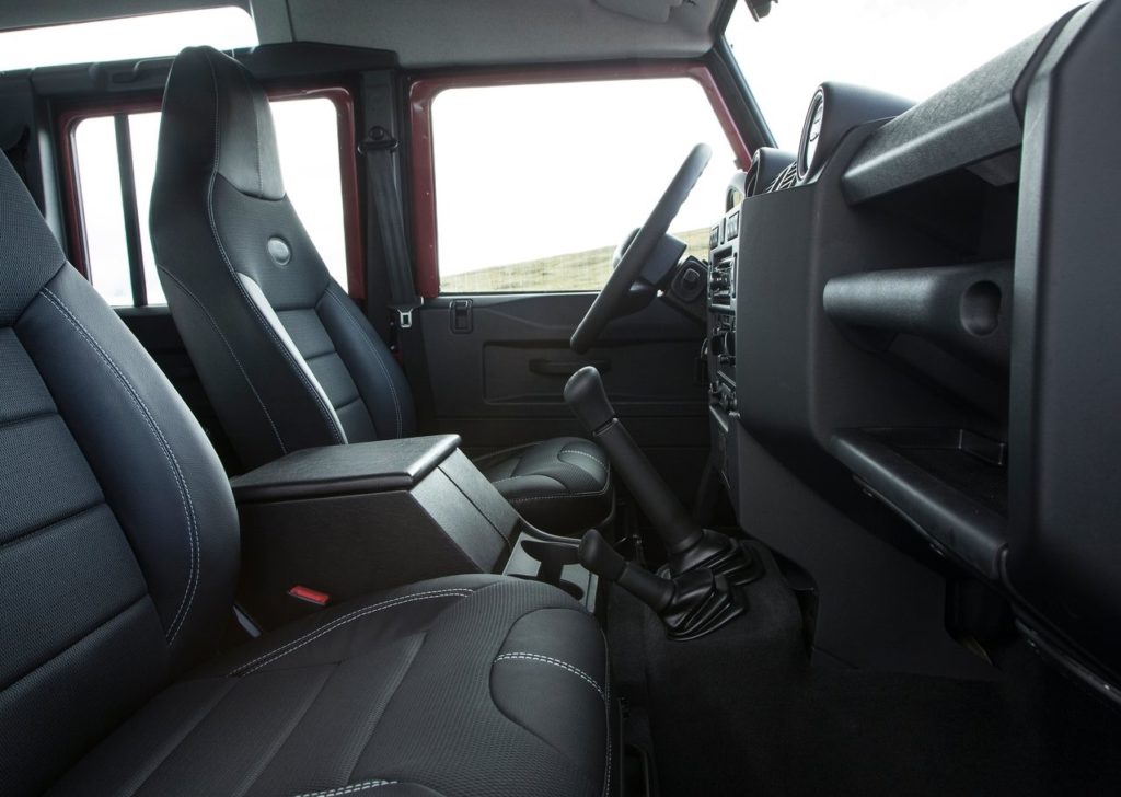 Land_Rover-Defender-2013-1280-13