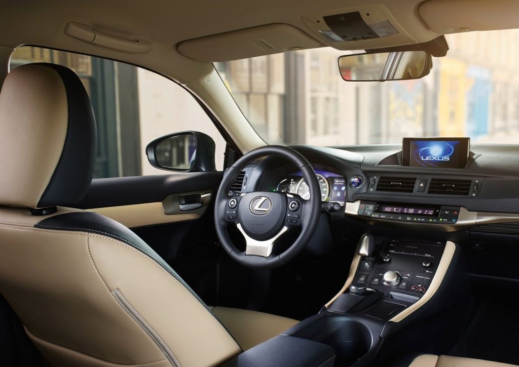 Lexus-CT_200h-2018-1280-19