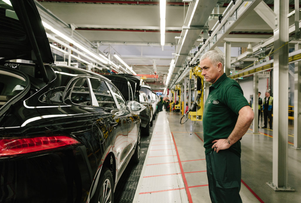 Mourinho f-pace (7)