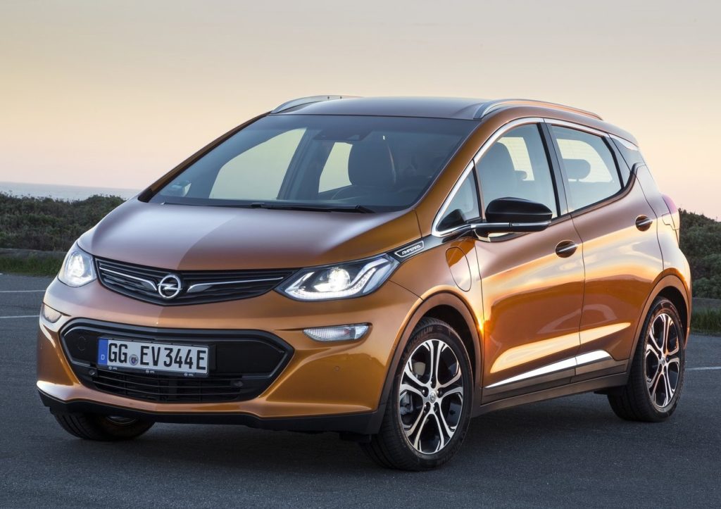 Opel-Ampera-e-2017-1280-01