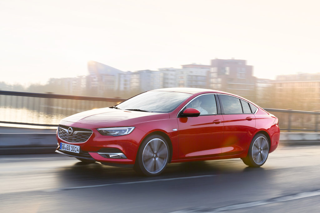 Opel-Insignia-Grand-Sport-305538
