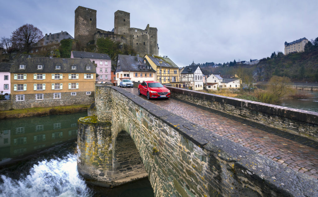 Opel-Insignia-Grand-Sport-305540
