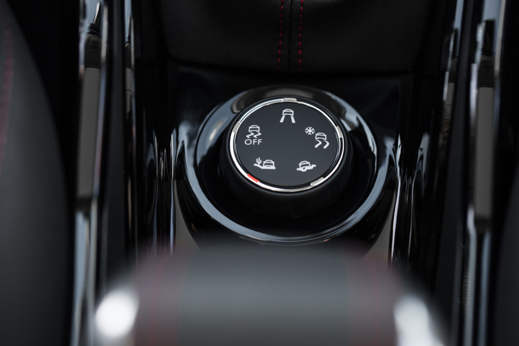 PEUGEOT_2008_1802PC301