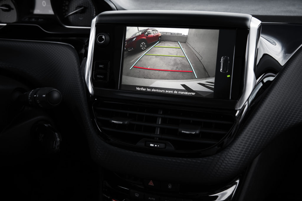 PEUGEOT_2008_1802PC319