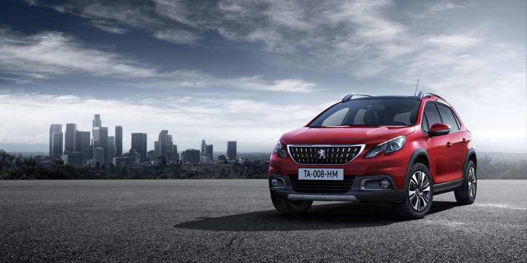 PEUGEOT_2008_1802STYP002_2