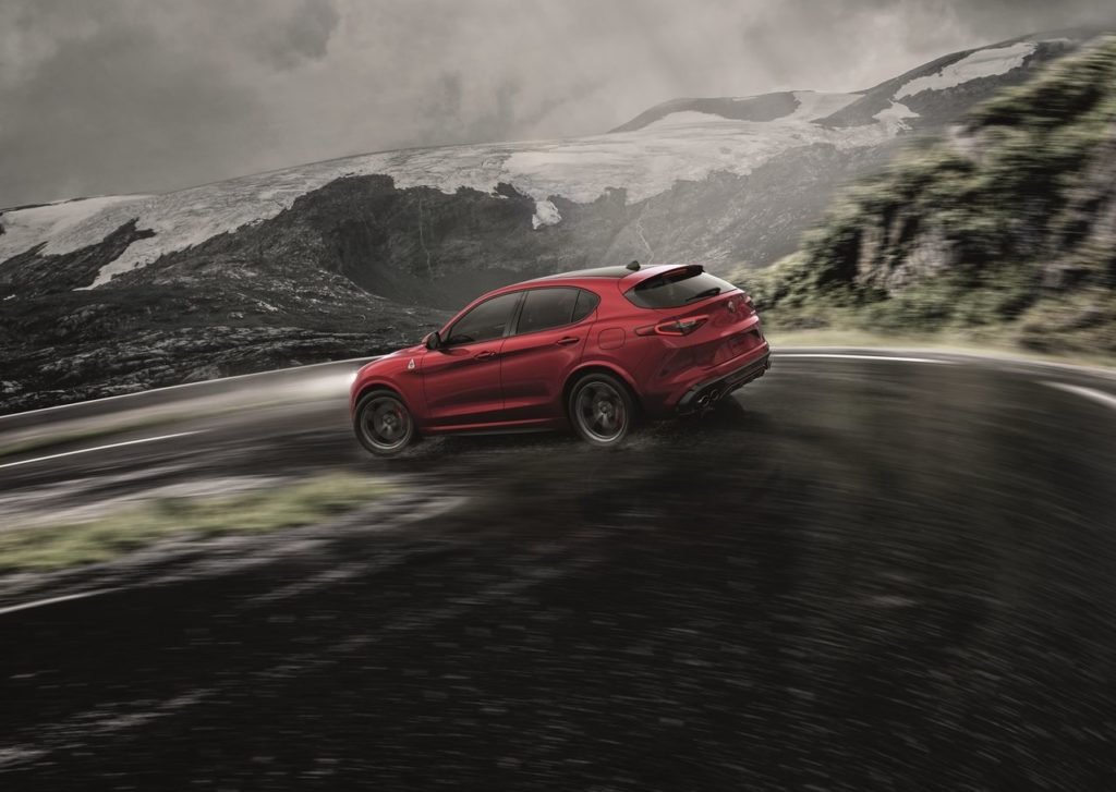 Stelvio quadrifoglio (2)