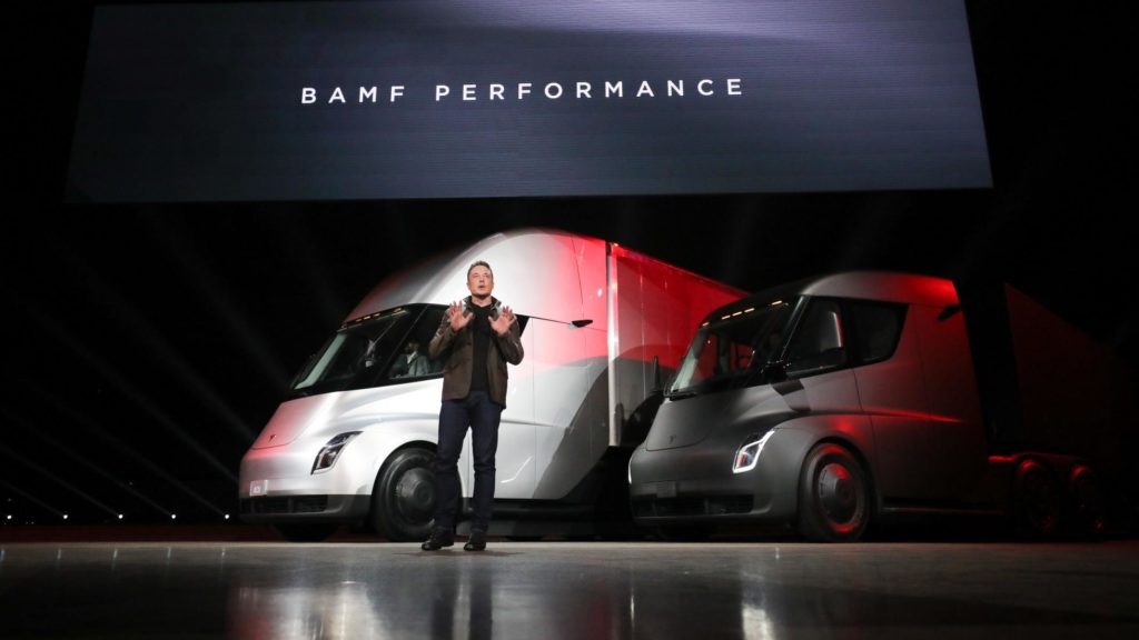 Tesla Semi (1)