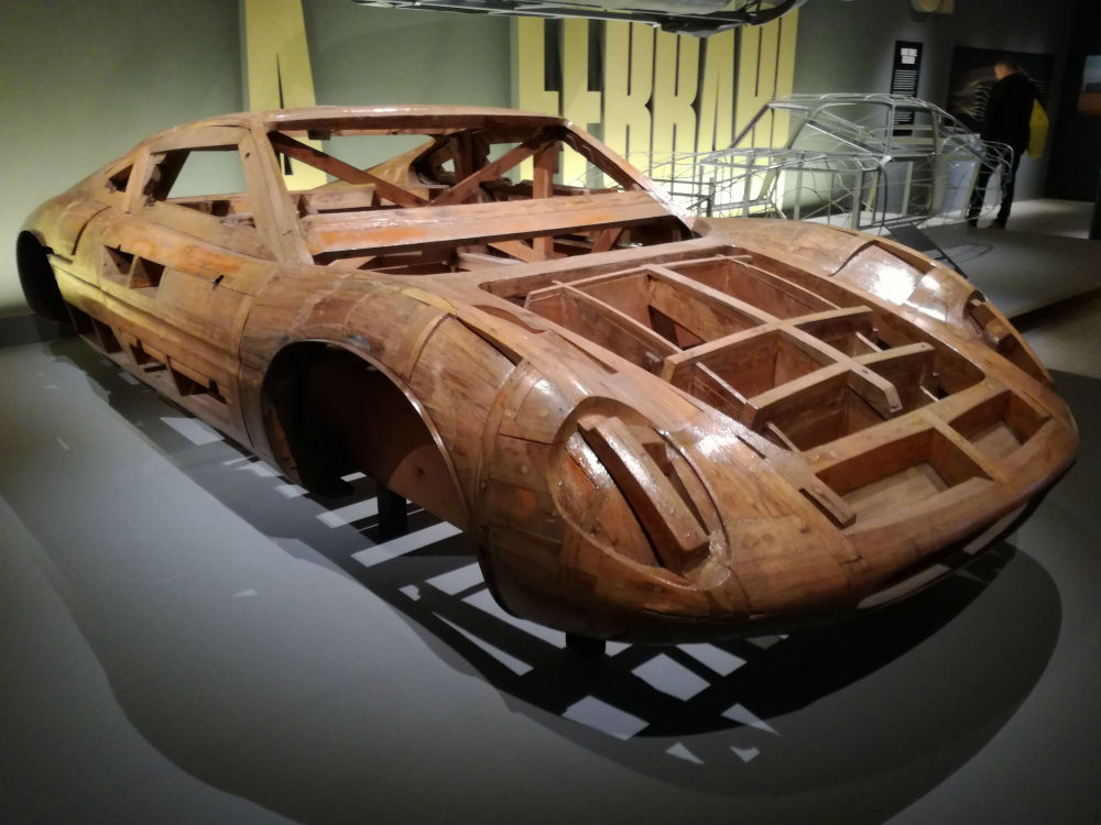 Pininfarina, madeira e Ferrari… | Automais