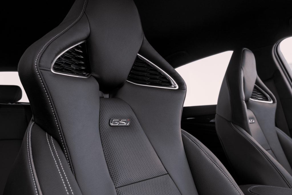 Opel Insignia GSi performance sport seat