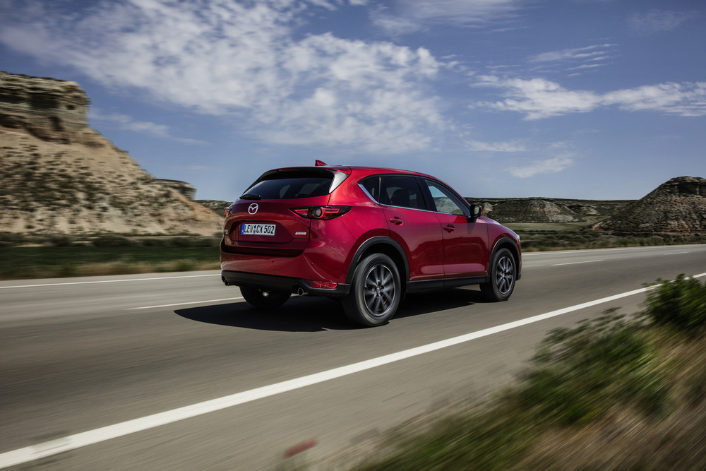 All-new-CX-5_BCN-2017_Action_29