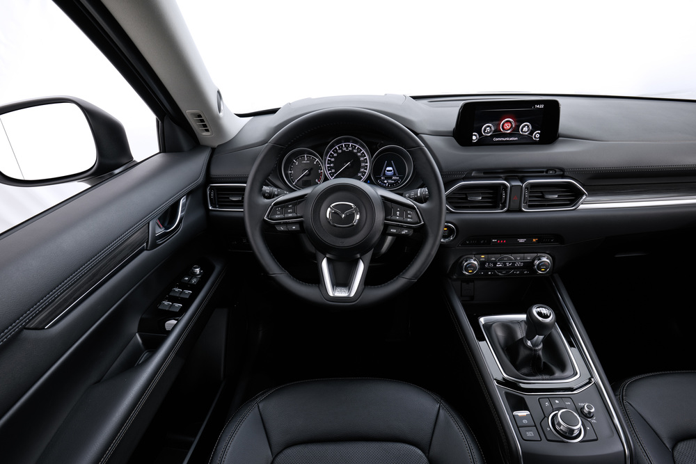 All-new-CX-5_BCN-2017_Interior_15