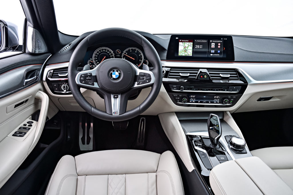 P90258785_highRes_the-new-bmw-5-series