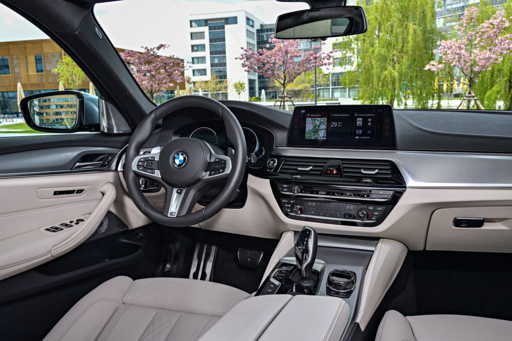 P90258786_highRes_the-new-bmw-5-series