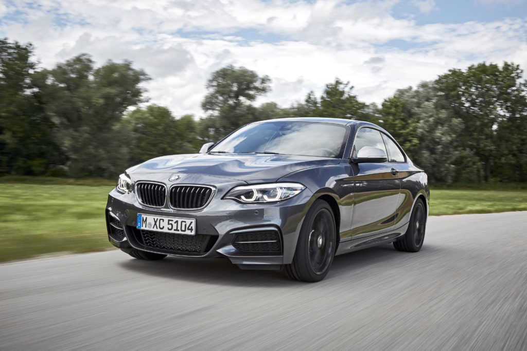 P90270003_highRes_the-new-bmw-2-series