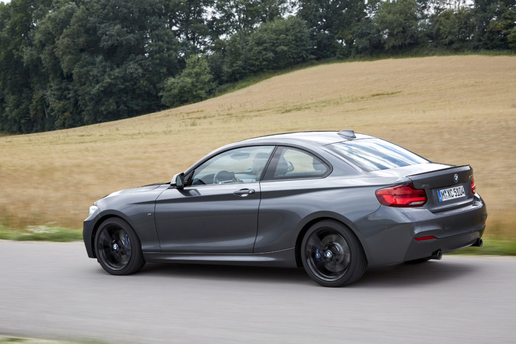 P90270019_highRes_the-new-bmw-2-series