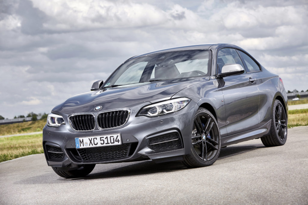 P90270026_highRes_the-new-bmw-2-series