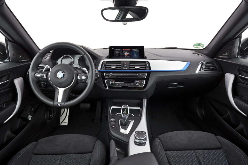 P90270047_highRes_the-new-bmw-2-series
