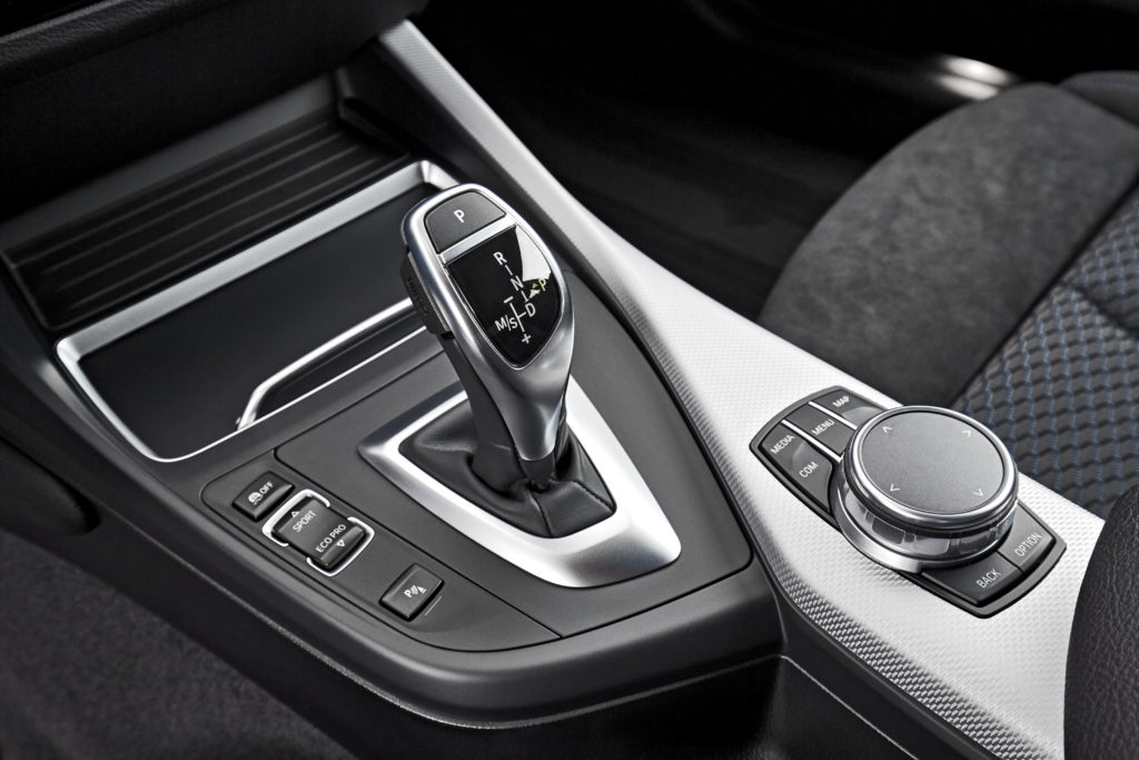 P90270054_highRes_the-new-bmw-2-series