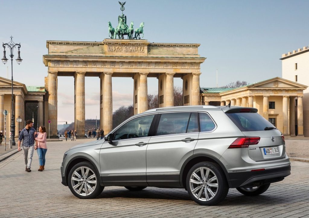Volkswagen-Tiguan-2017-1280-20