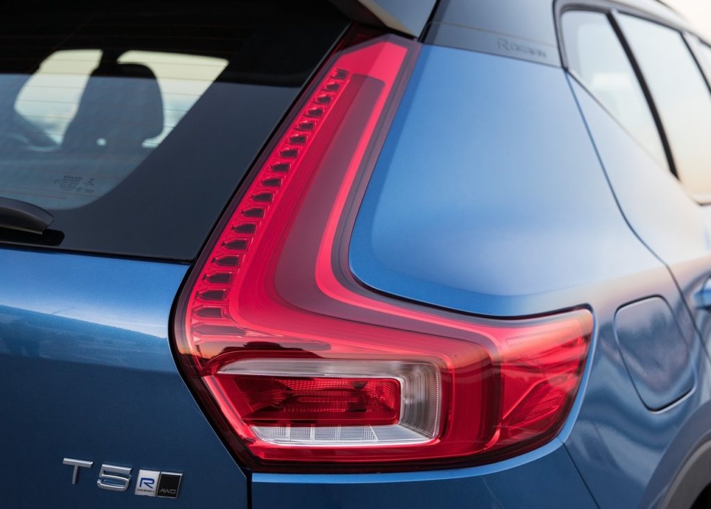Volvo-XC40-2018-1280-8e