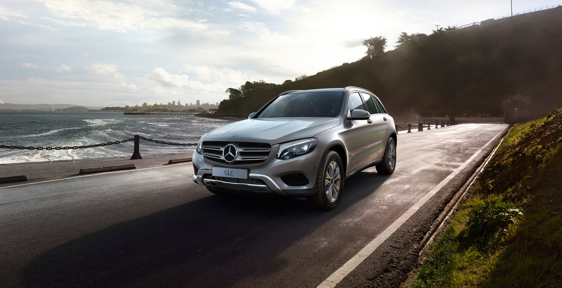 Nova campanha de comunicação do Mercedes-Benz GLC filmada em Lisboa thumbnail