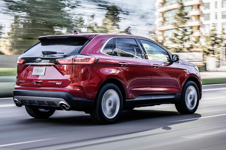 2019_ford_edge_titanium_3_1