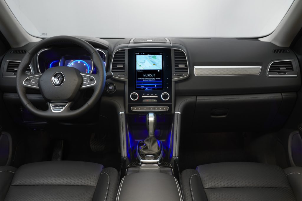 87855_2017_New_Renault_KOLEOS_INITIALE_PARIS