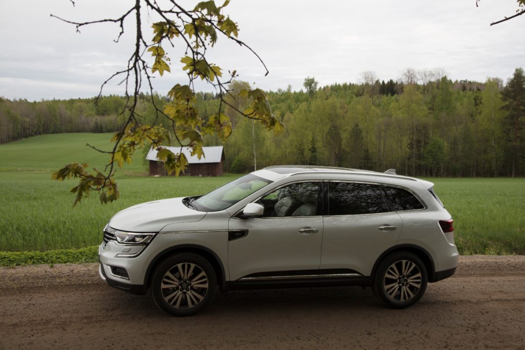 92063_2017_New_Renault_KOLEOS_Initiale_Paris_tests_drive_in_Finland