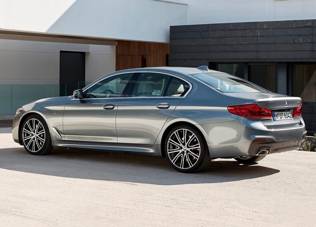 BMW 5-Series (2017) Trás