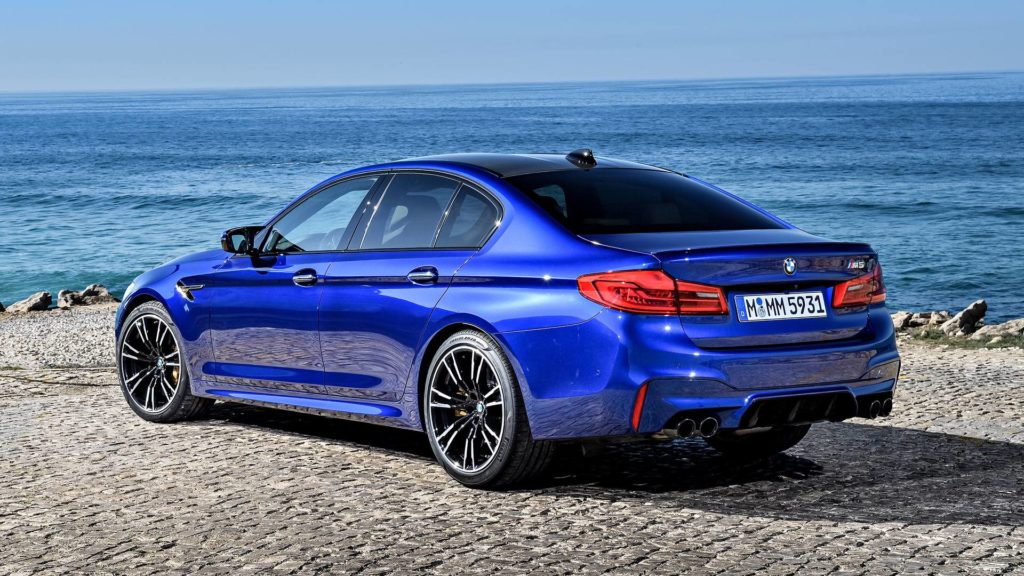 BMW M5 (1)