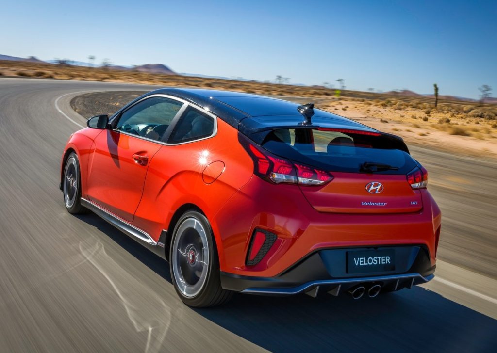 Hyundai-Veloster-2019-1280-10