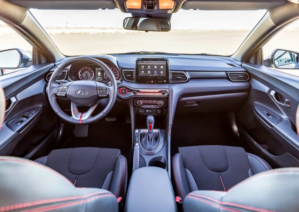 Hyundai-Veloster-2019-1280-18