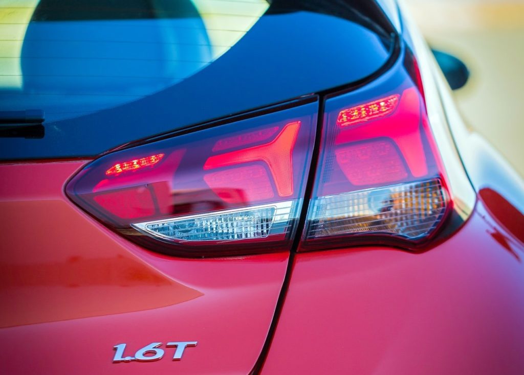 Hyundai-Veloster-2019-1280-2e