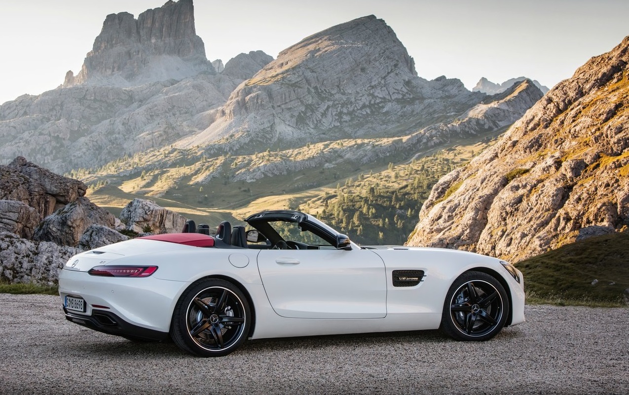 Mercedes-Benz-AMG_GT_Roadster-2017-1280-11