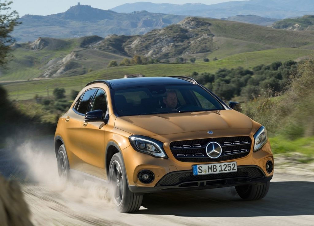 Mercedes-Benz-GLA-2018