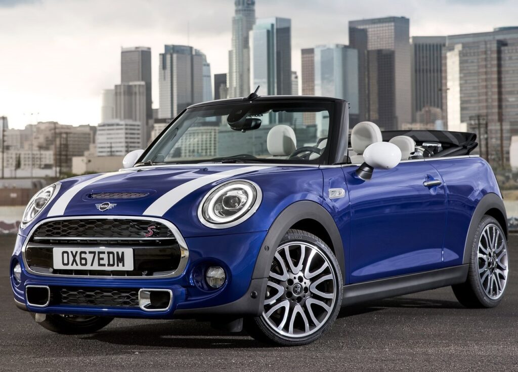 Mini-Cooper_S_Convertible-2019-1280-03