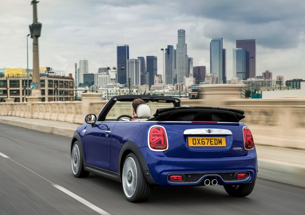 Mini-Cooper_S_Convertible-2019-1280-95