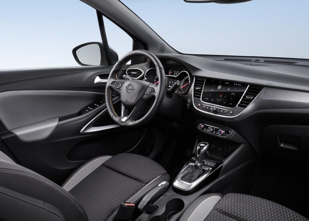 Opel-Crossland_X-2018-1280-35