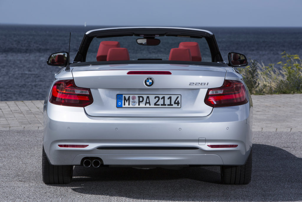 P90160663_highRes_bmw-2-series-convert