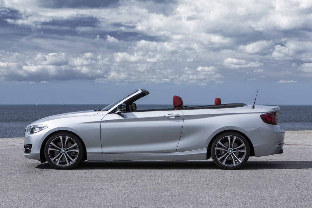 P90160672_highRes_bmw-2-series-convert