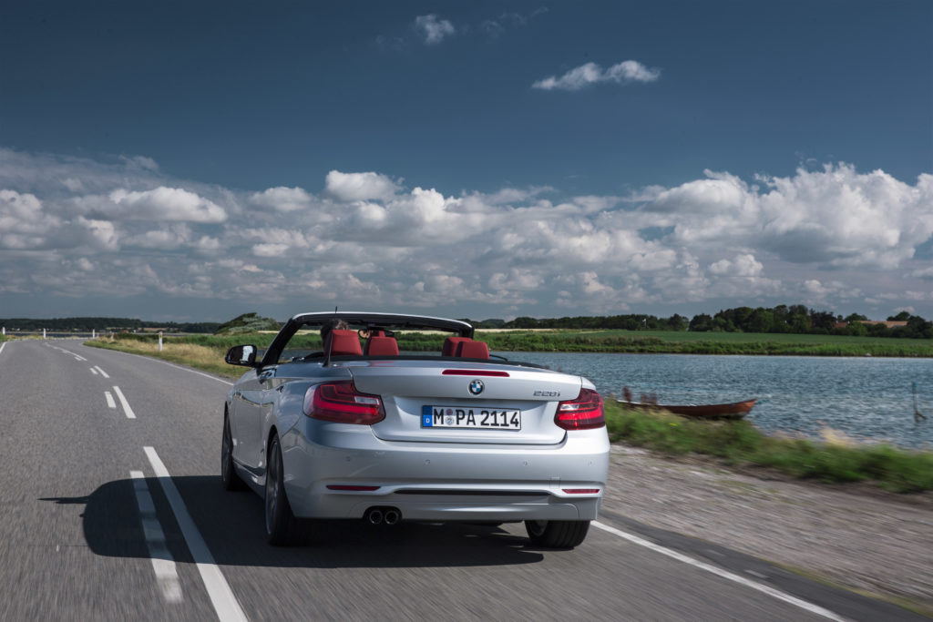 P90160680_highRes_bmw-2-series-convert