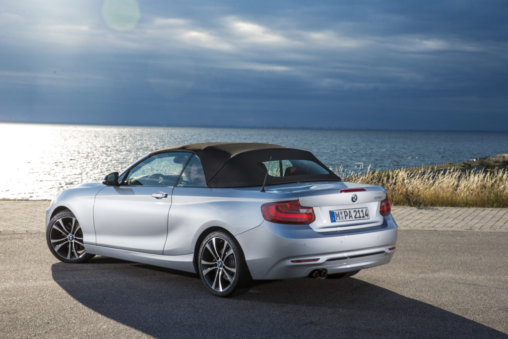 P90160687_highRes_bmw-2-series-convert