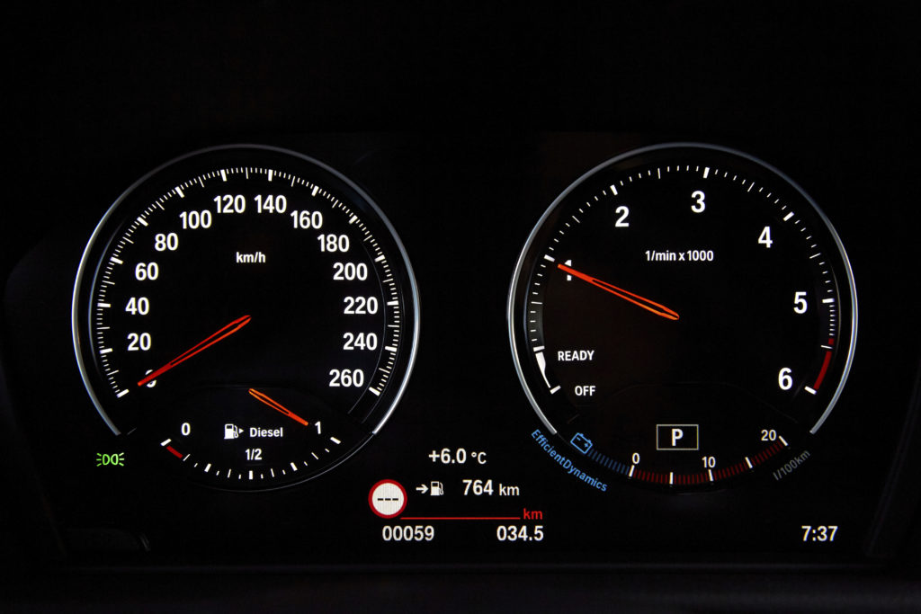 P90288937_highRes_the-new-bmw-2-series