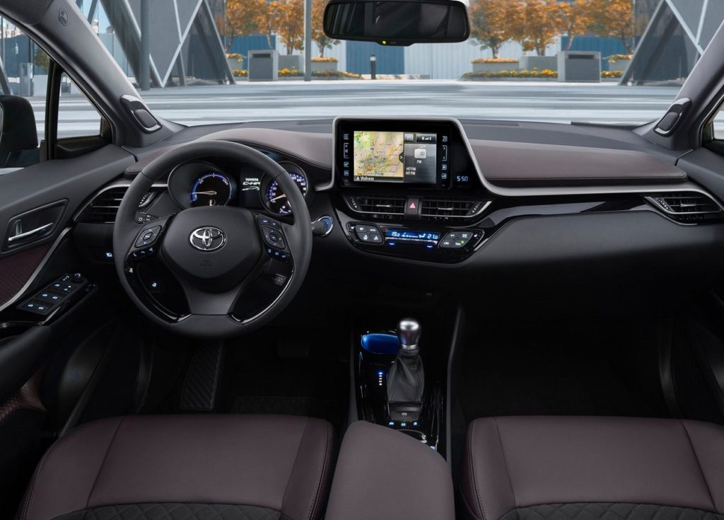 Toyota-C-HR-2017-1280-8f