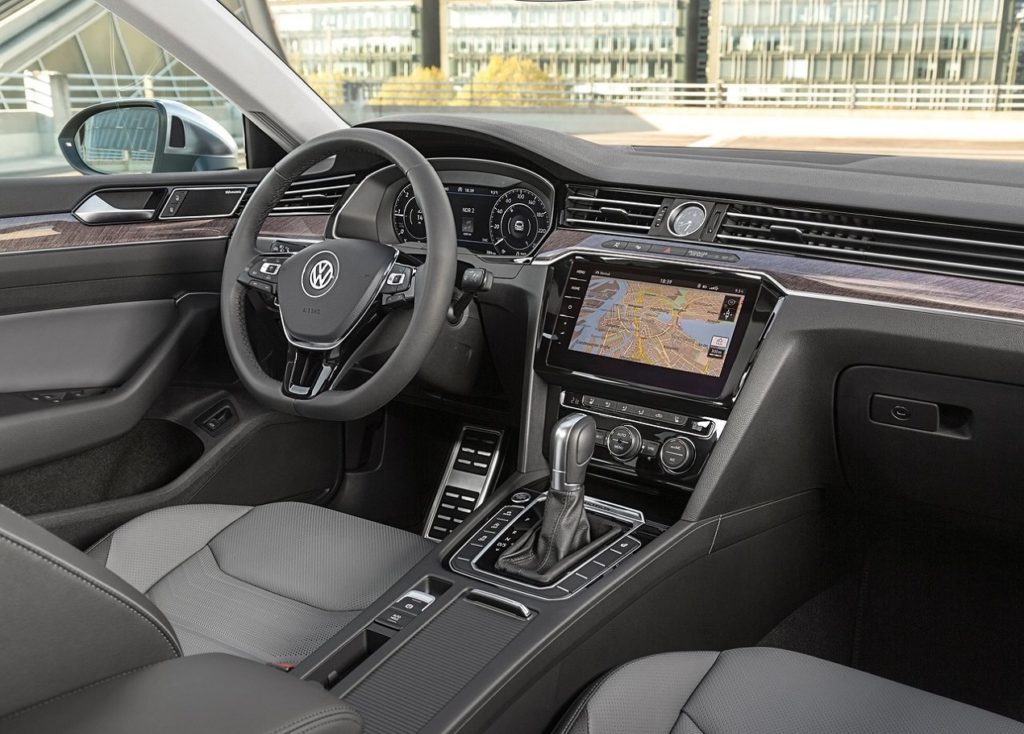 Volkswagen Arteon (2018) Interior