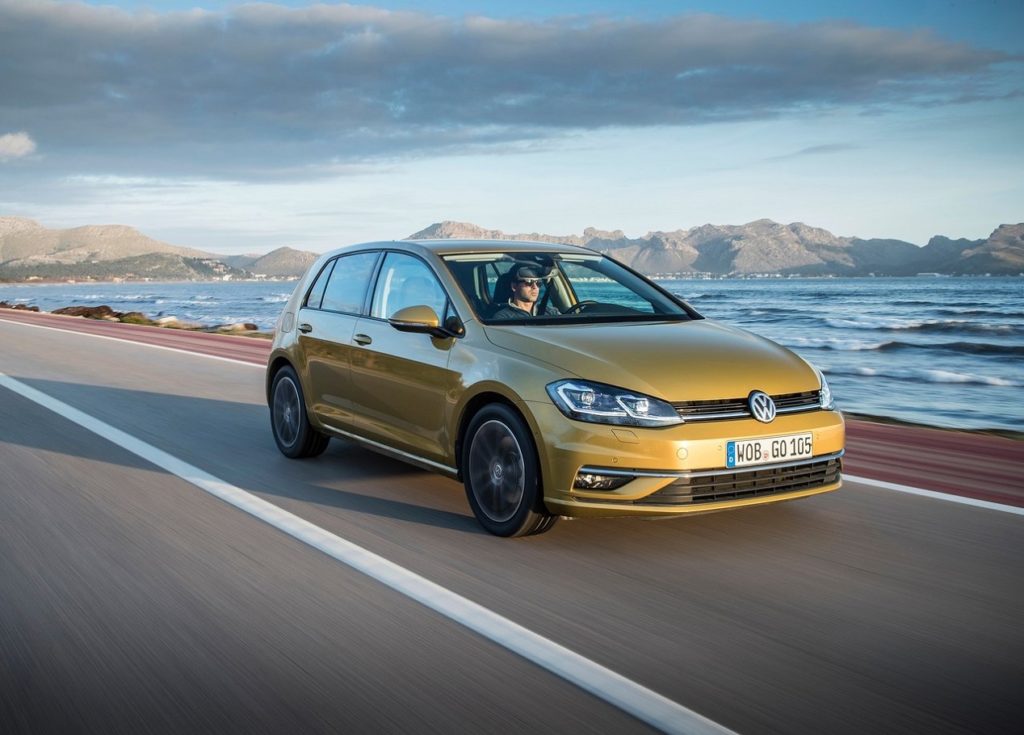 Volkswagen-Golf-2017-1280-18