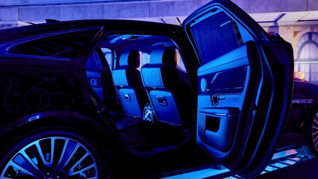 jaguar-xjl-game-of-drones (2)
